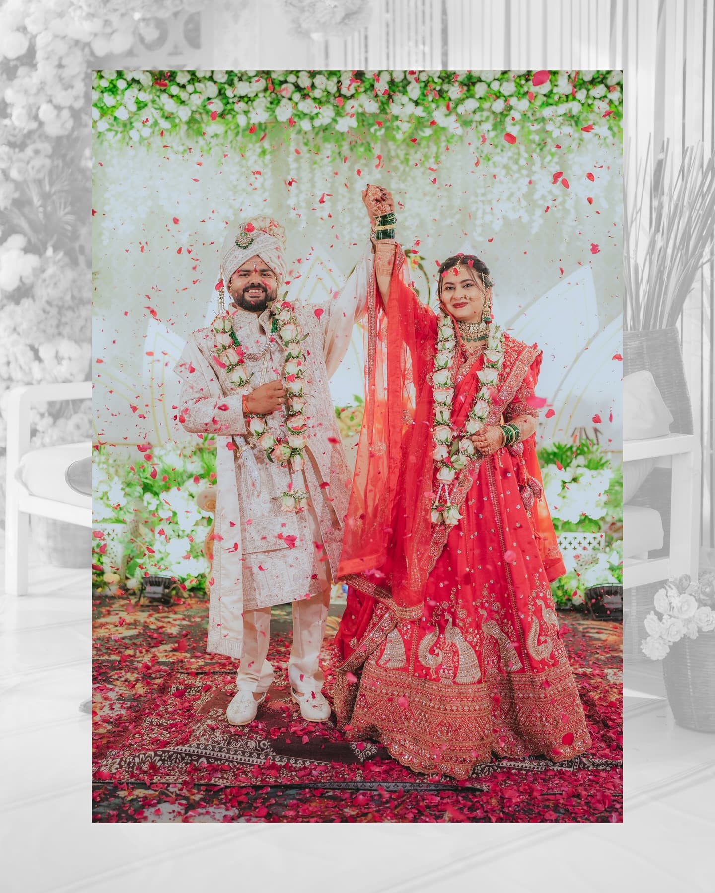 When two people who both know how to give… find each other, something shifts.
I